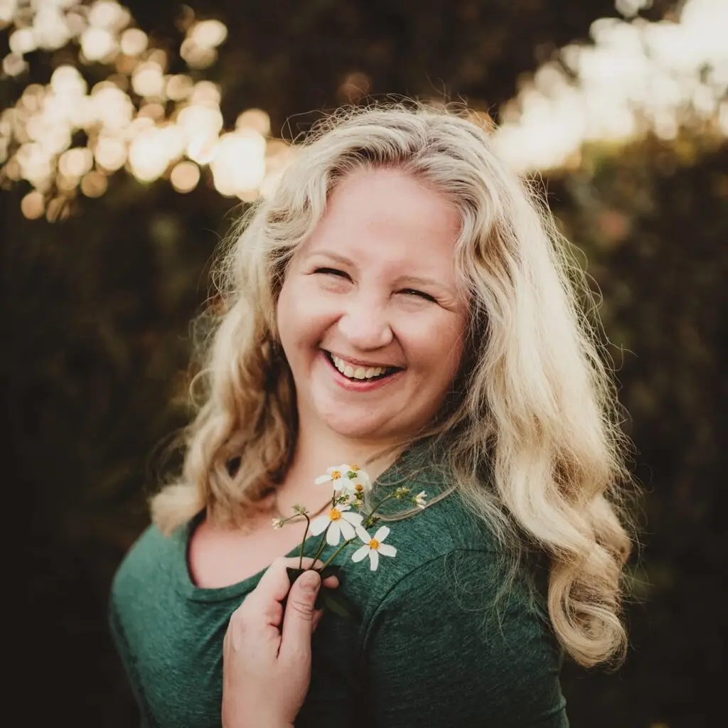 Jackie is a newborn photographer in Cincinnati