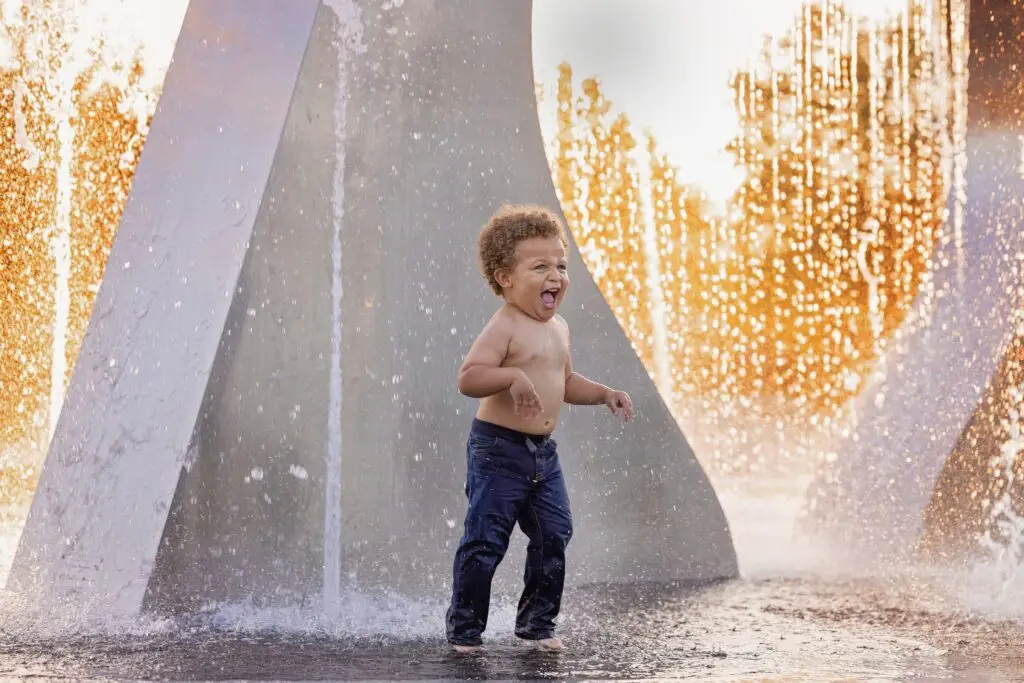 Boy portrait – Cream N Cocoa Boy having fun during family Portrait in Cincinnati Family Photography by Cream n Cocoa