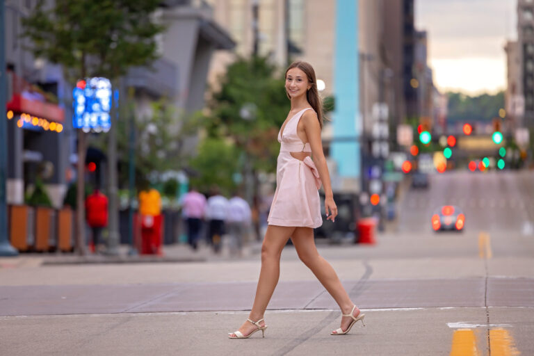 Senior portrait in Cincinnati or a girl in the city